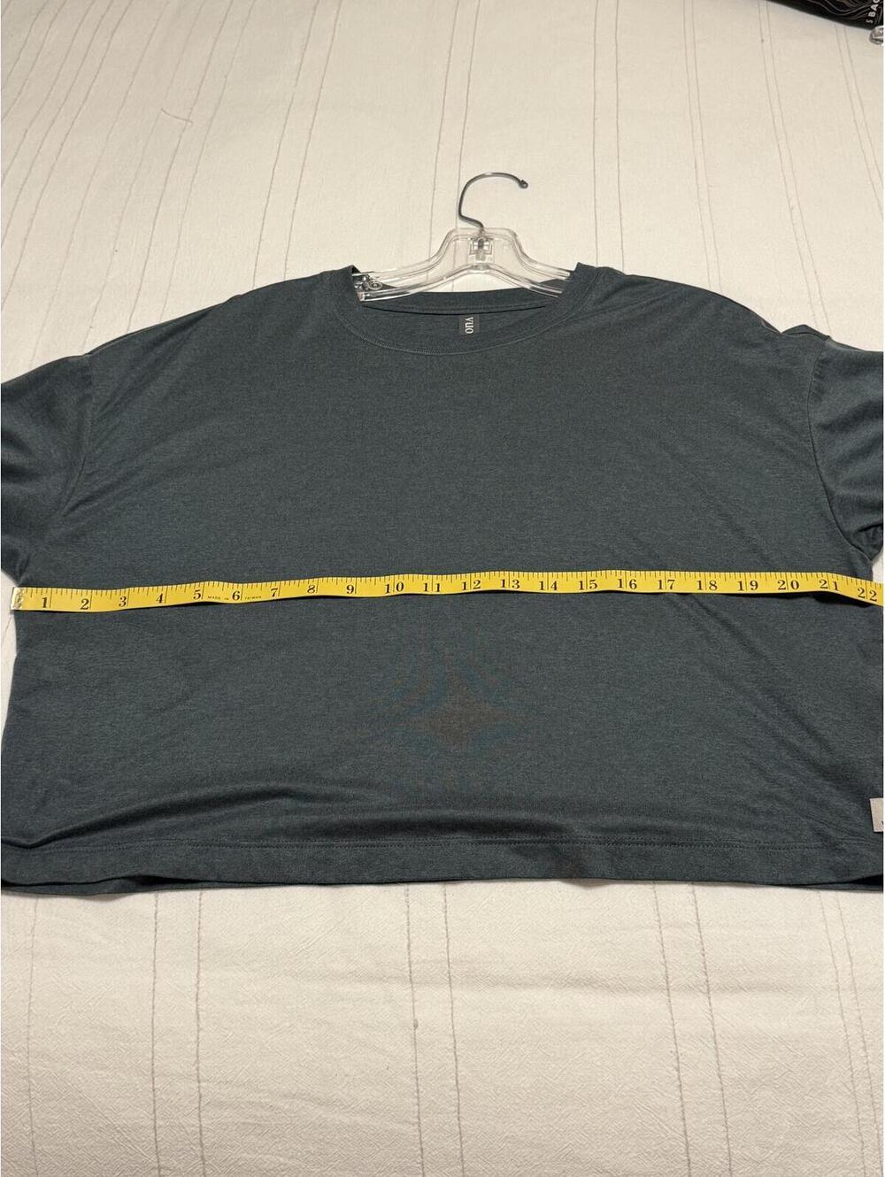 Vuori Daydream Crew Short Sleeve Top | Size M | Ink/Slate Blue Heather - Picture 5 of 7
